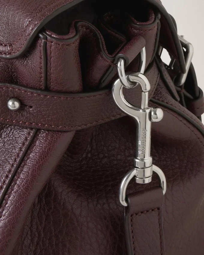 Alexa Black Cherry Natural Grain Women