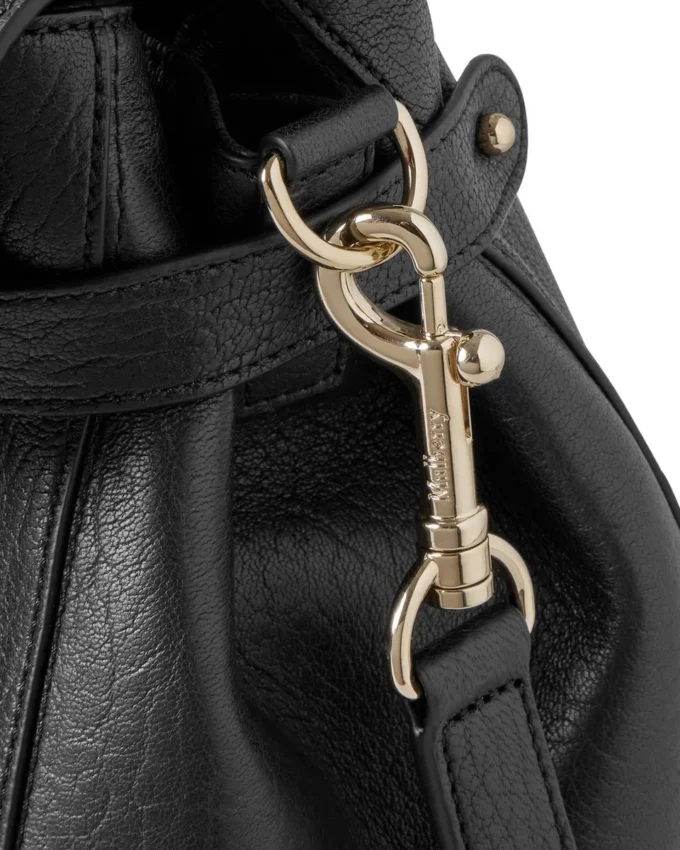 Alexa Black Natural Grain Women