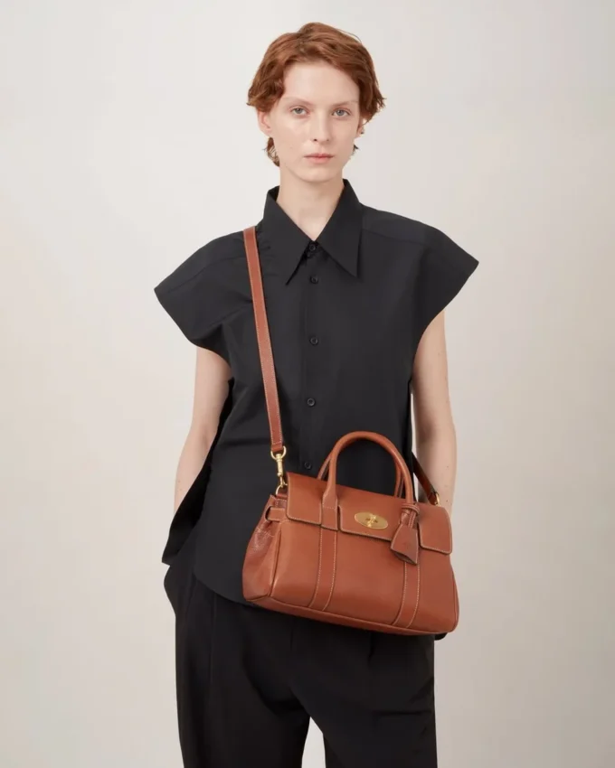 Bayswater Satchel in Oak Nvt Leather Shoulder Bag Mulberry