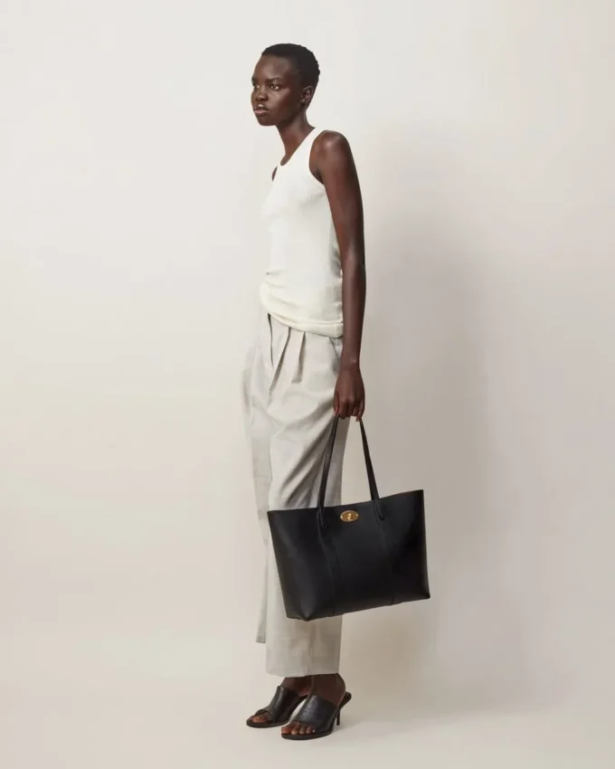 Bayswater Tote Black Small Classic Grain Women