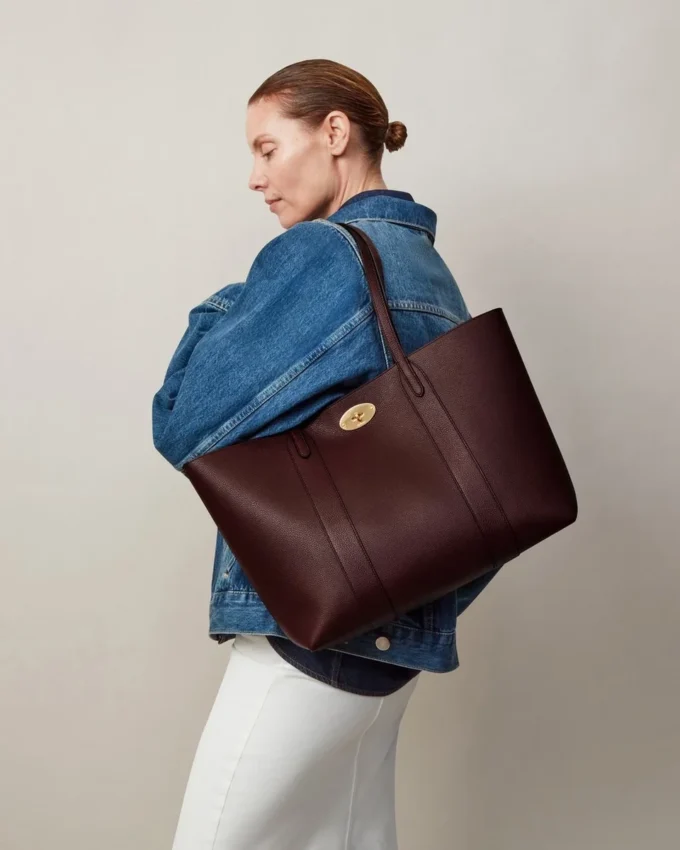 Bayswater Tote in Burgundy Small Classic Grain Leather Mulberry