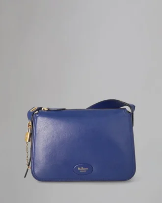 Billie Pre-Loved Pigment Blue Micro Classic Grain