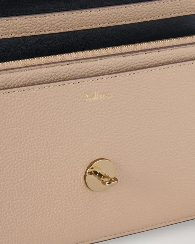Darley Clutch Crumpet Small Classic Grain Women