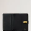 Darley Passport Cover Black Small Classic Grain