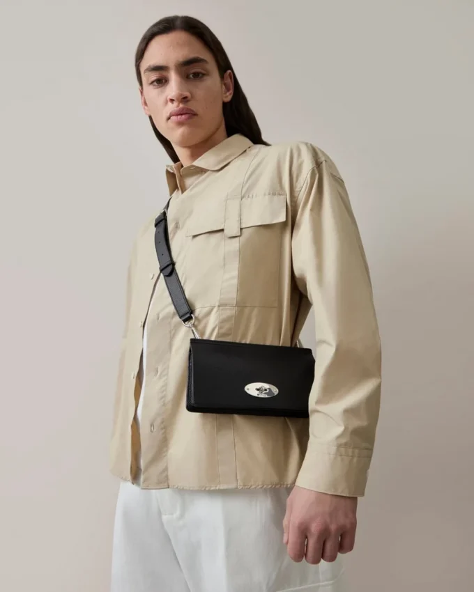 East West Antony Black Small Classic Grain Women