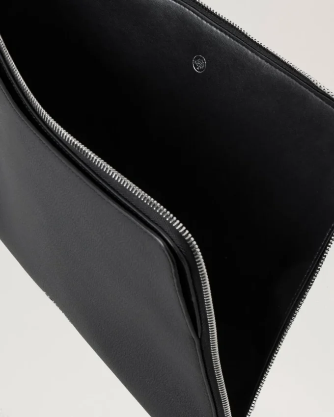 Farringdon Tech Folio Black Small Pebble Grain Women