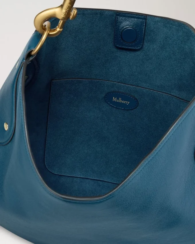 Hackney Shoulder Bag out of the Blue High Shine Leather
