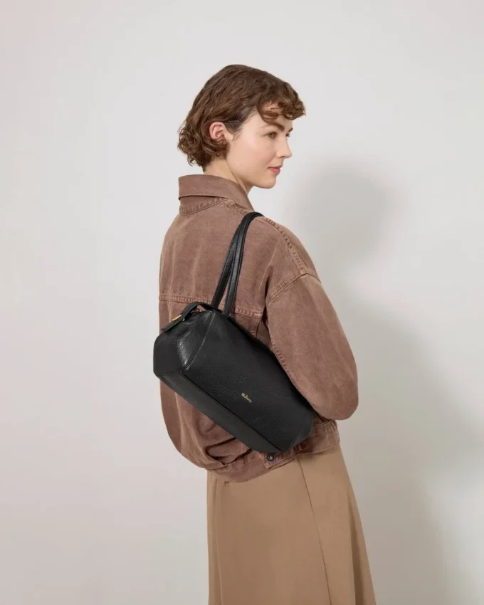 Meadow Small Shoulder Bag Black Natural Grain Mini & Micro Bags