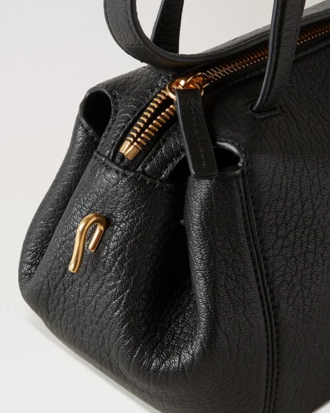 Meadow Small Shoulder Bag Black Natural Grain Mini & Micro Bags