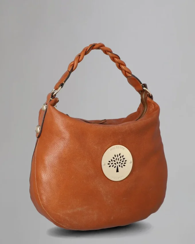 Medium Daria Hobo Pre-Loved Oak Soft Spongy Pre-Loved Bags
