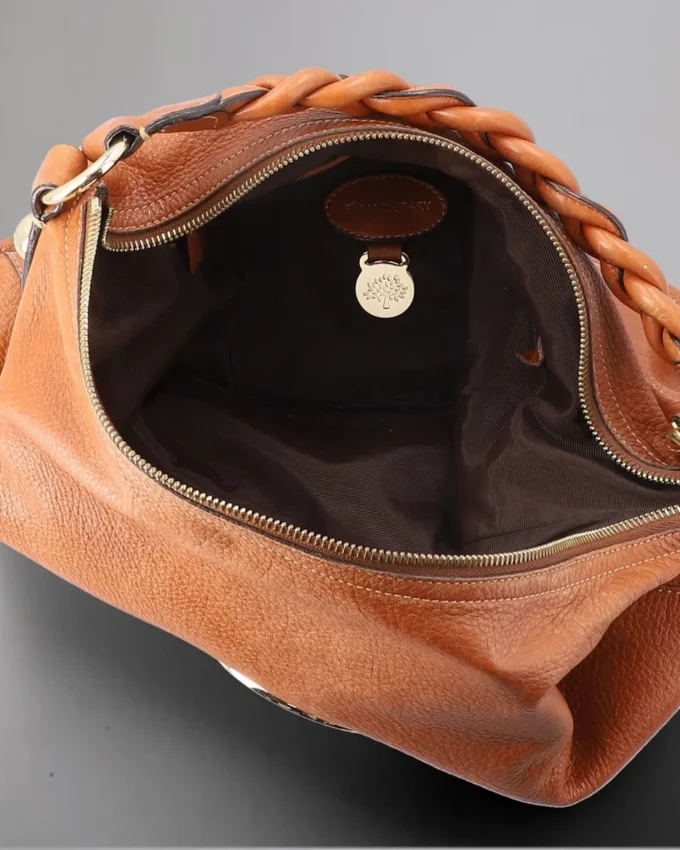 Medium Daria Hobo Pre-Loved Oak Soft Spongy Pre-Loved Bags