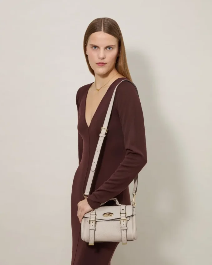 Mini Alexa Chalk Heavy Grain Mini & Micro Bags Mini Alexa Chalk Heavy Grain Mini & Micro Bags