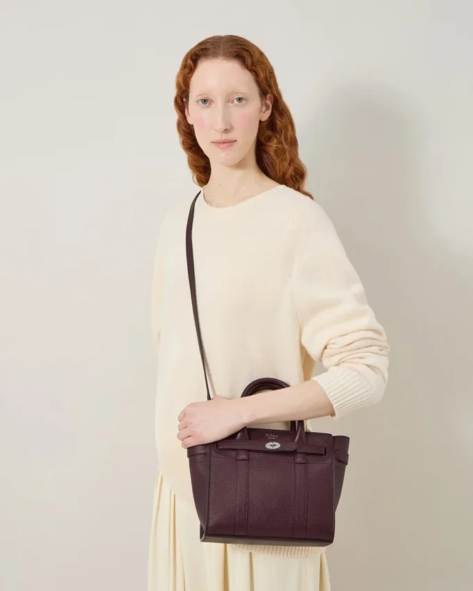 Mini Zipped Bayswater Black Cherry Small Classic Grain