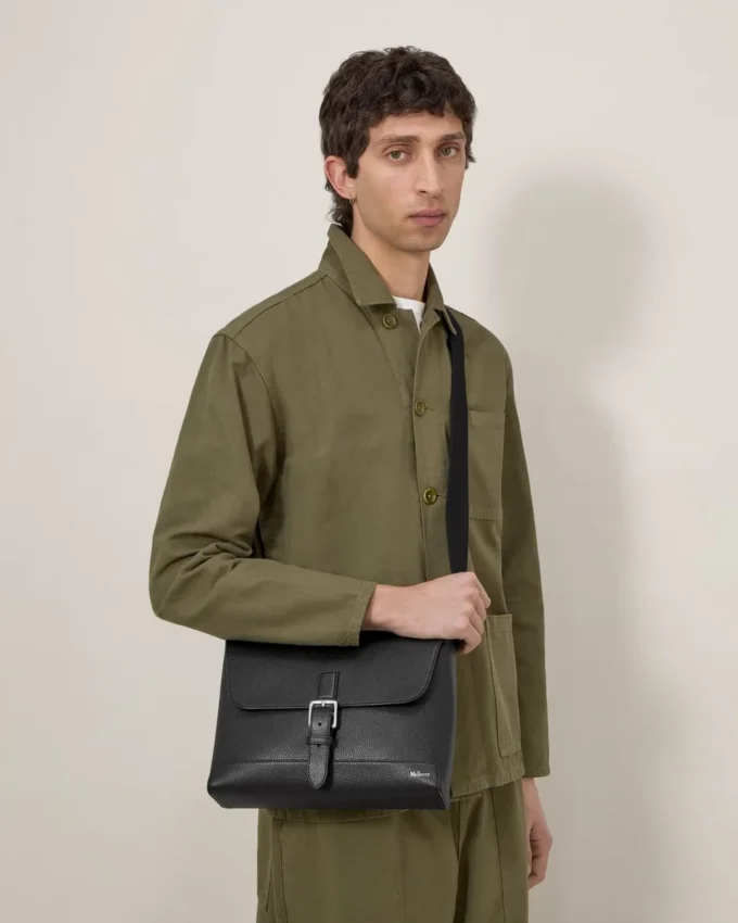 Small Chiltern Crossbody Messenger Black Small Classic Grain