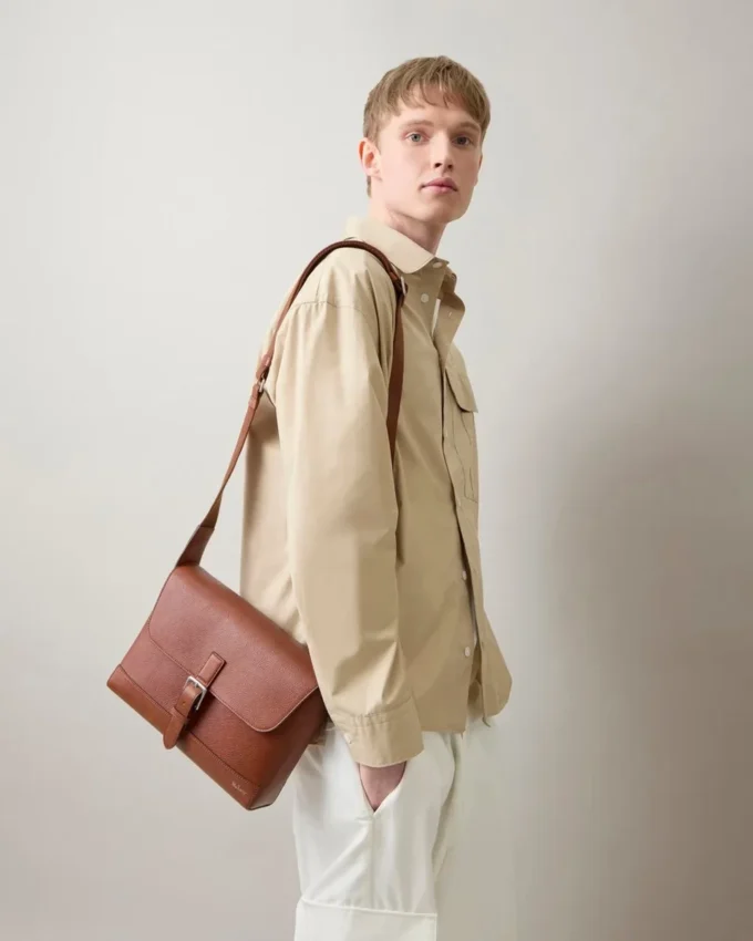 Small Chiltern Crossbody Messenger Oak Nvt Men