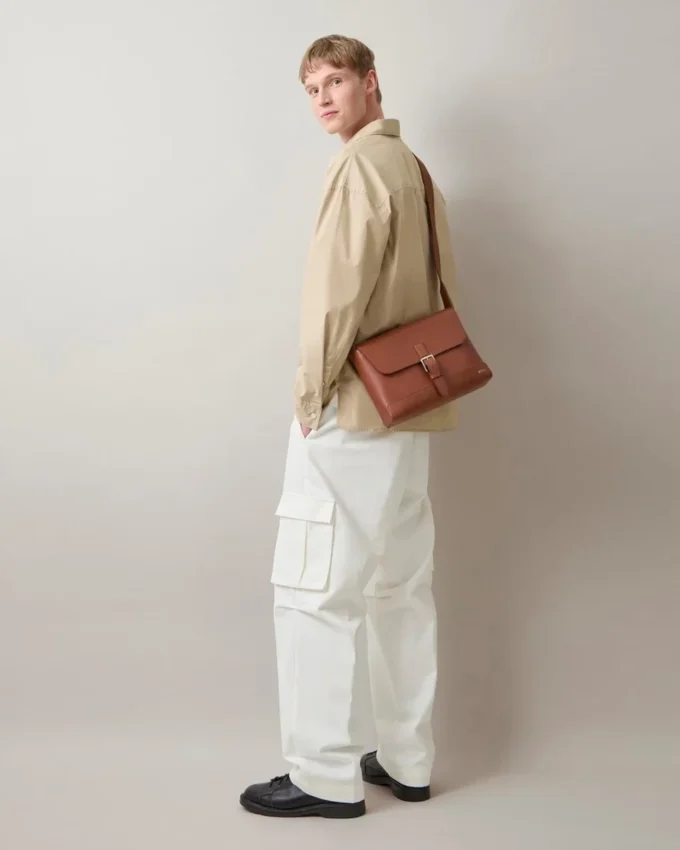 Small Chiltern Crossbody Messenger Oak Nvt Men