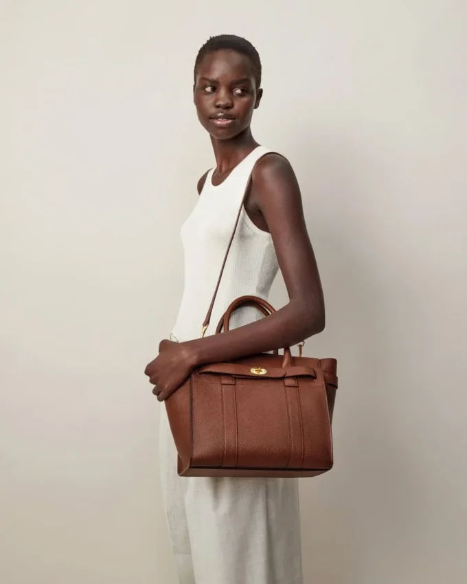 Small Zipped Bayswater Oak Two-Tone Small Classic Grain